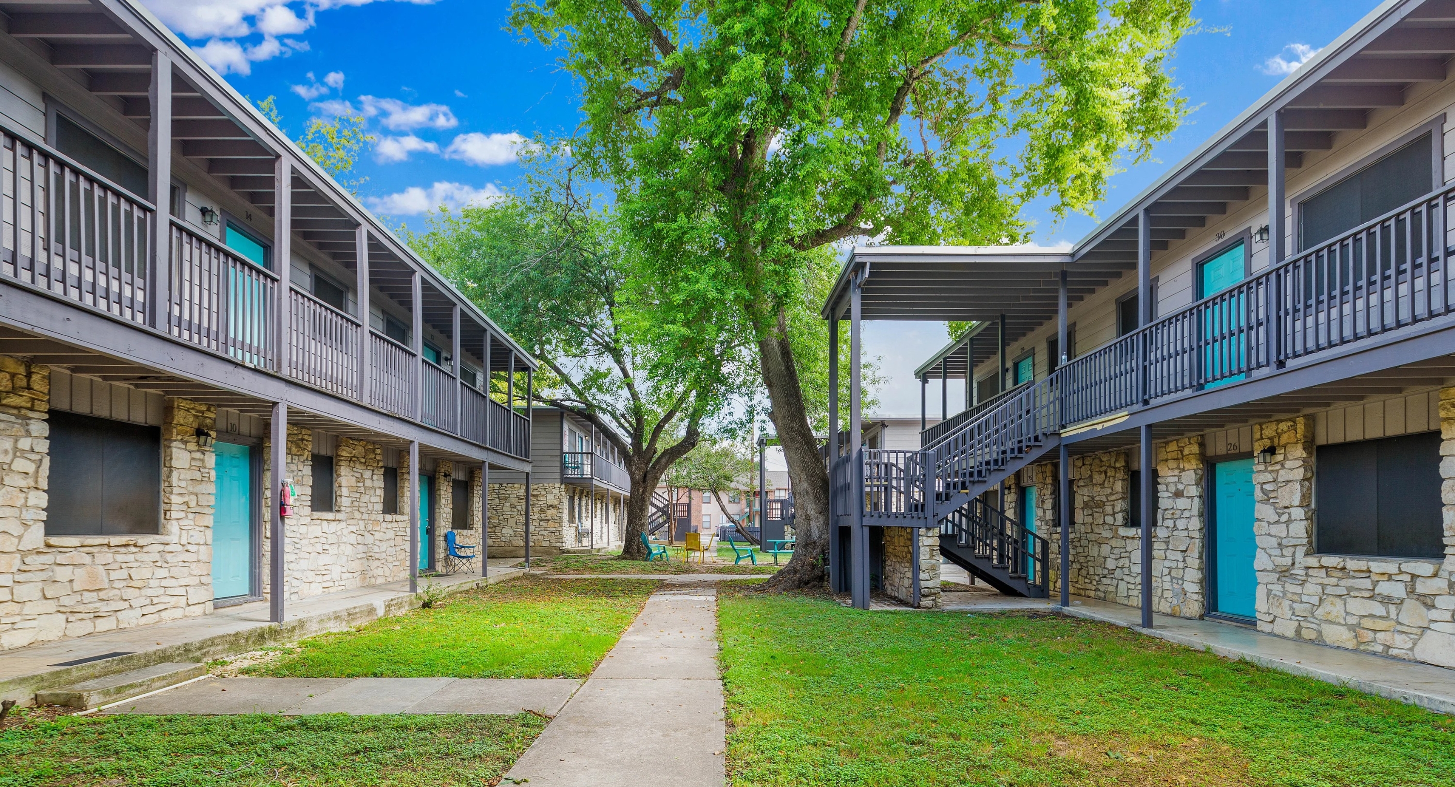 137 Elm Street Apt 15
